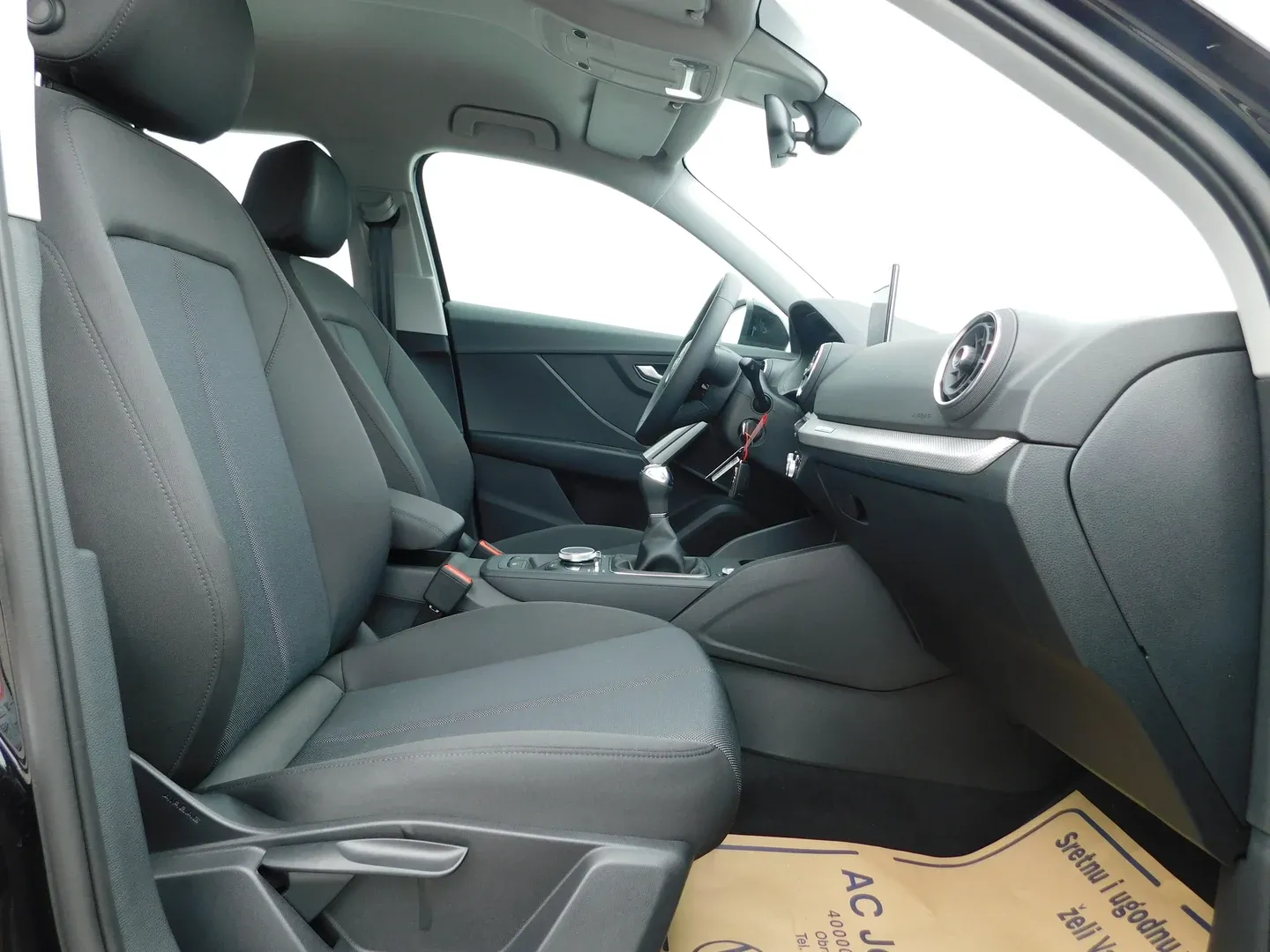 09525 audi q2 30tfsi edition10 - slika 13