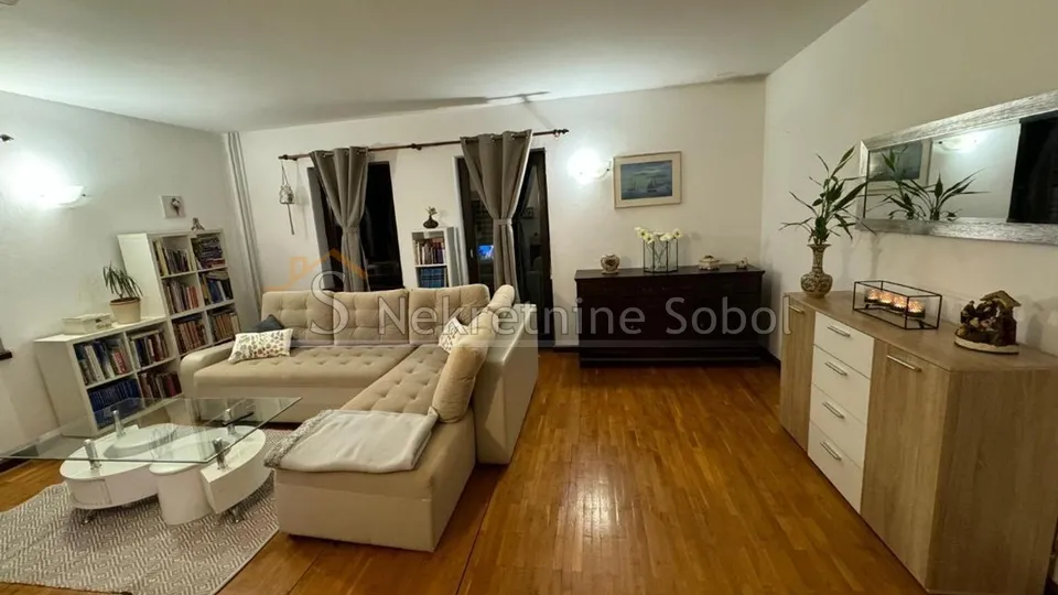 mali lošinj - restoran, 395 m2 prodaja - slika 14