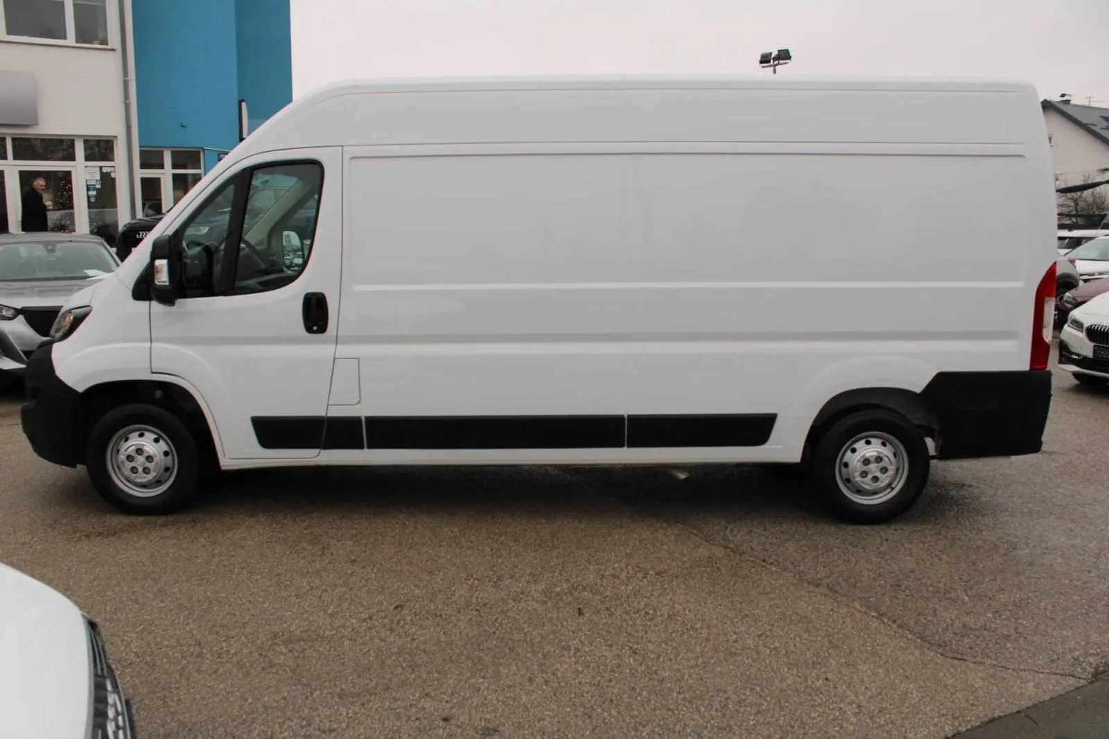 peugeot boxer 2.2 hdi l3h2, 2023 god. - slika 11