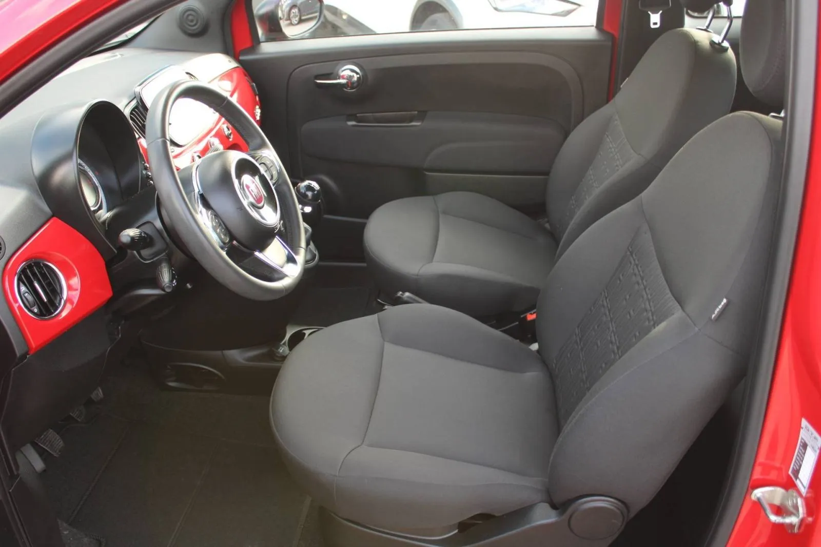 fiat 500 1.0 hybrid - slika 8
