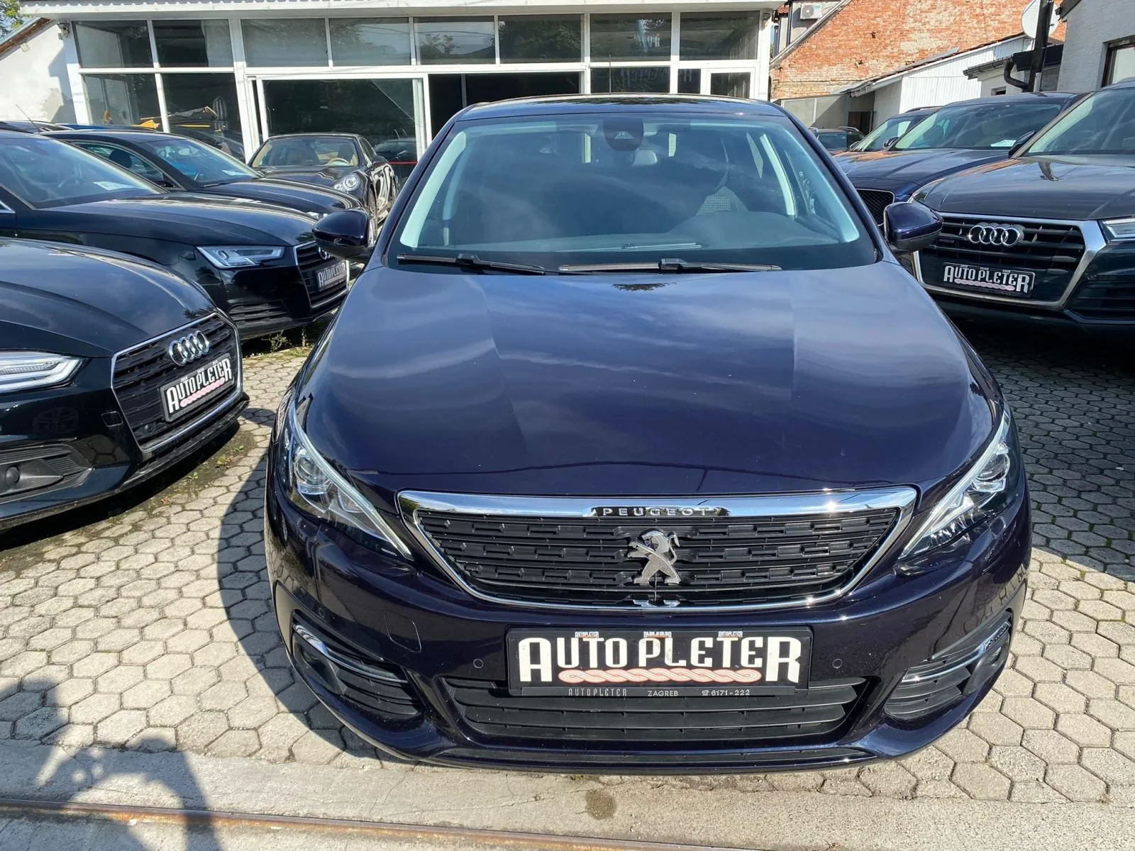 peugeot 308 sw 1,5 bluehdi automatik, navi, tempomat, 4x garancija! - slika 2