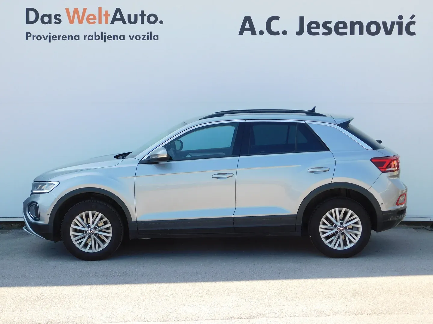11631 volkswagen t-roc 1.0 tsi 4life - slika 10