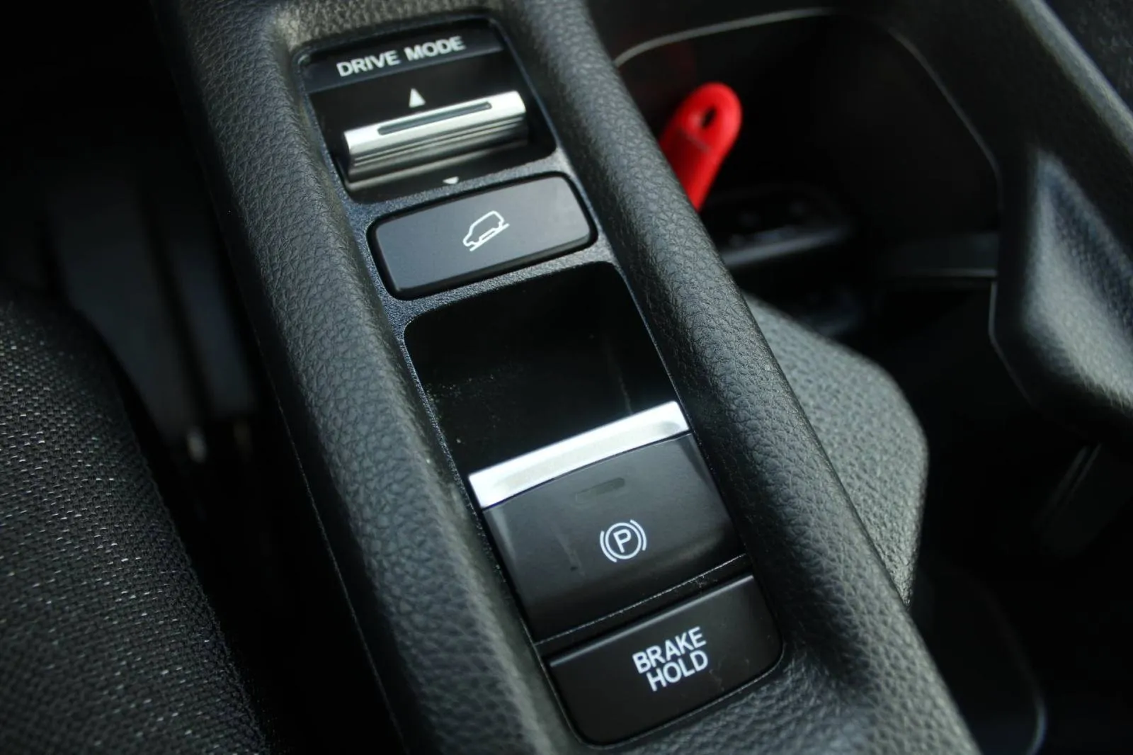 honda hr-v 1.5 hev elegance automatik - slika 15