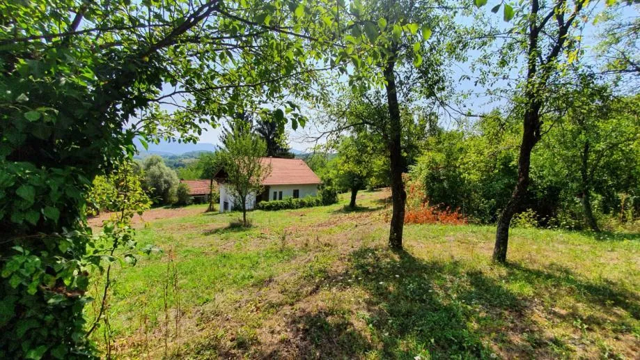 građ. zemlj., kupljenovo, 5400m2, staro imanje s kućom i gosp. zgradom - slika 13