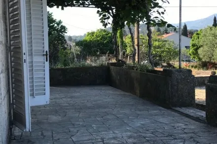 simpatična kuća na otoku korčuli - slika 2