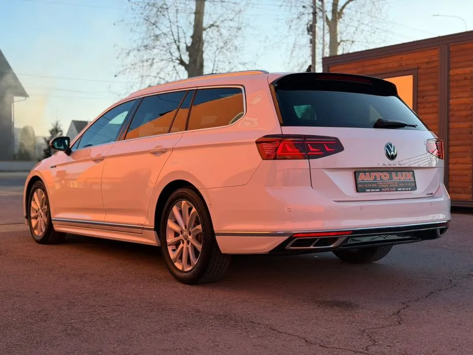vw passat variant 2,0 tdi automat •2022•r line•pano•kam•iqlight•leasin - slika 4