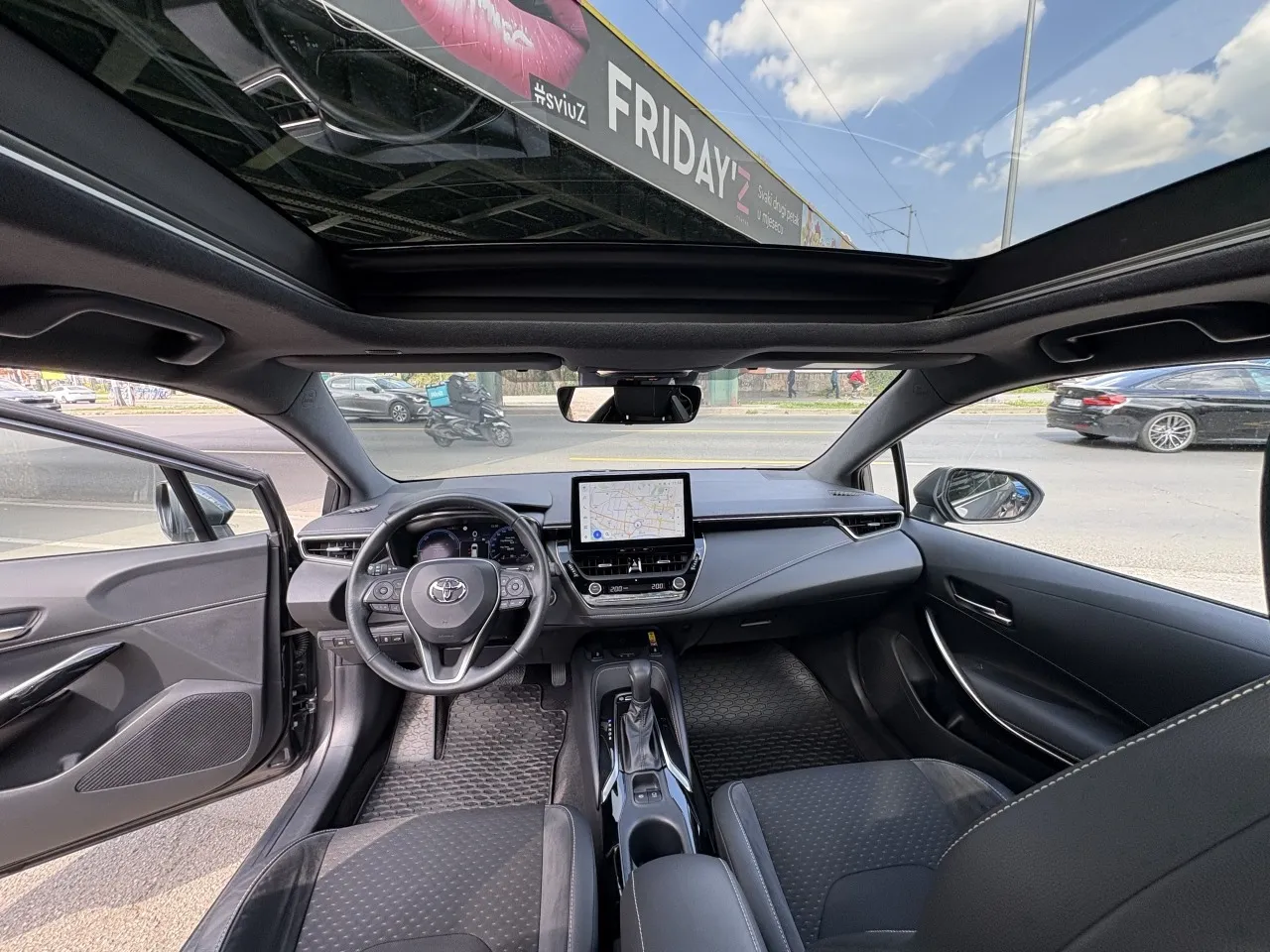 toyota corolla ts hybrid 1,8 vvt-i executive aut. - slika 14
