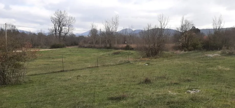 građevinsko zemljište, lovinac, 4460 m2, moguća kupnja manjih parcela - slika 12