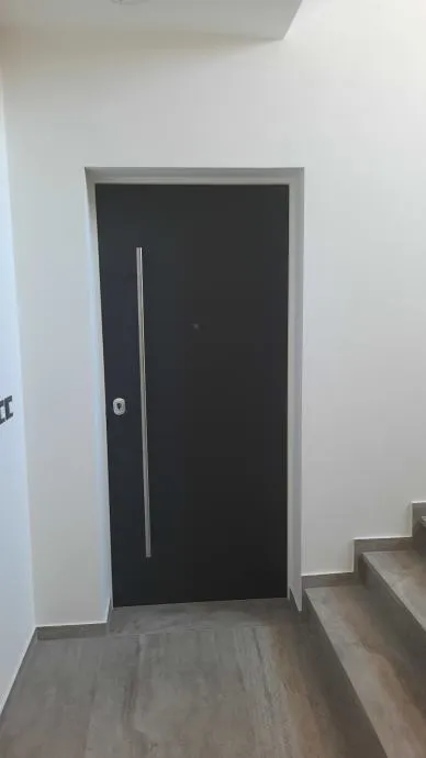 !!stan sa vrtom : murter, 78.00 m2, novogradnja (prodaja) - slika 4