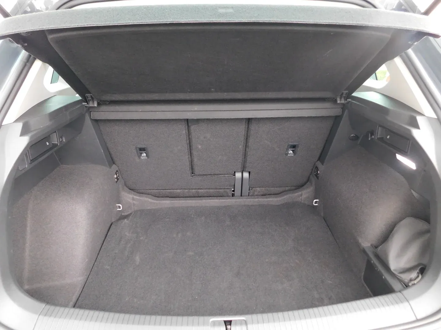 10190 volkswagen tiguan 2.0 tdi life - slika 14
