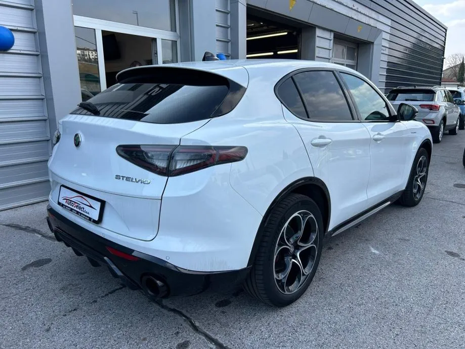 alfa romeo stelvio 2,2 jtd q4 veloce - 2025 - 19.000km - full - reg !! - slika 5