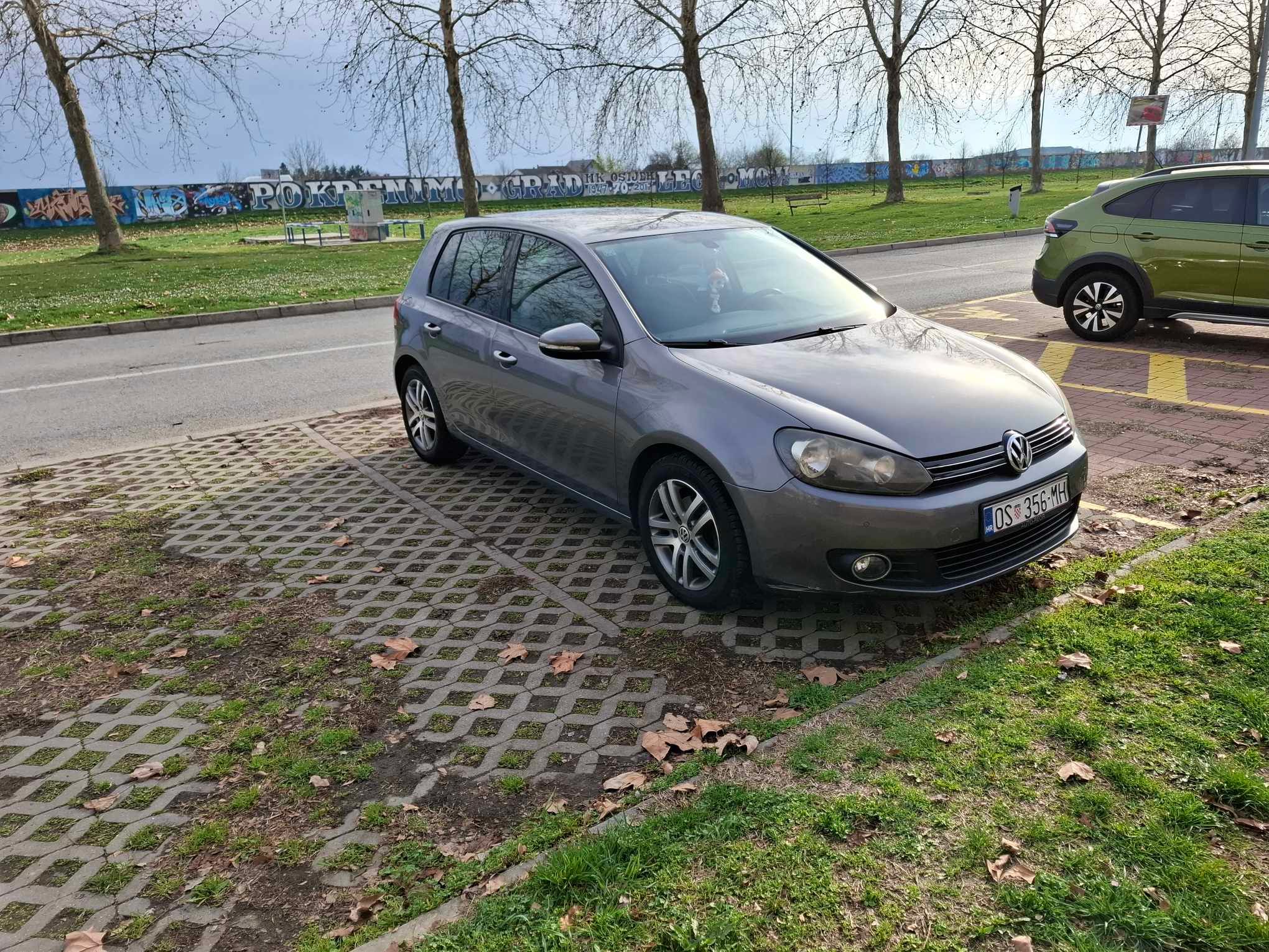 golf 6 , 1.6tdi comfortline - slika 5