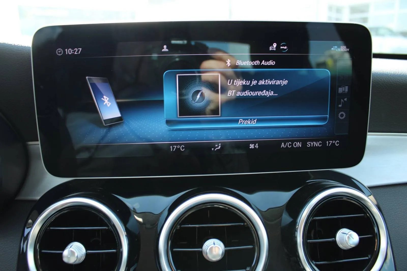 mercedes-benz klasa c 180d *led, navigacija, kamera* - slika 17