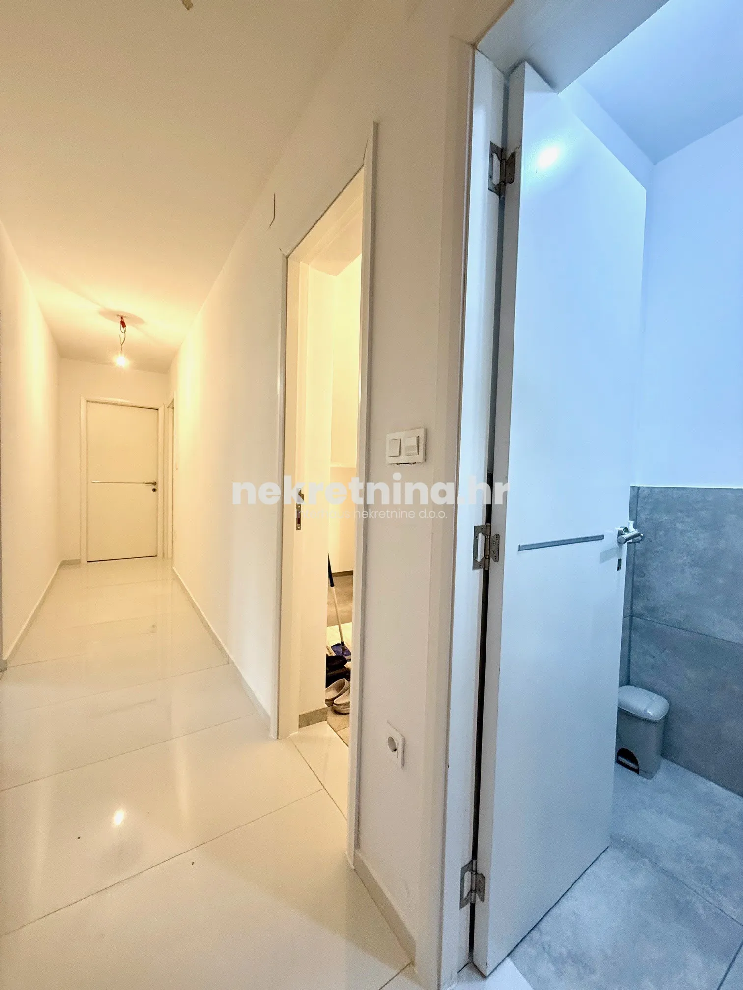 prodaja - trosobni stan - sesvete - sopnica - 112,36m2 - slika 9