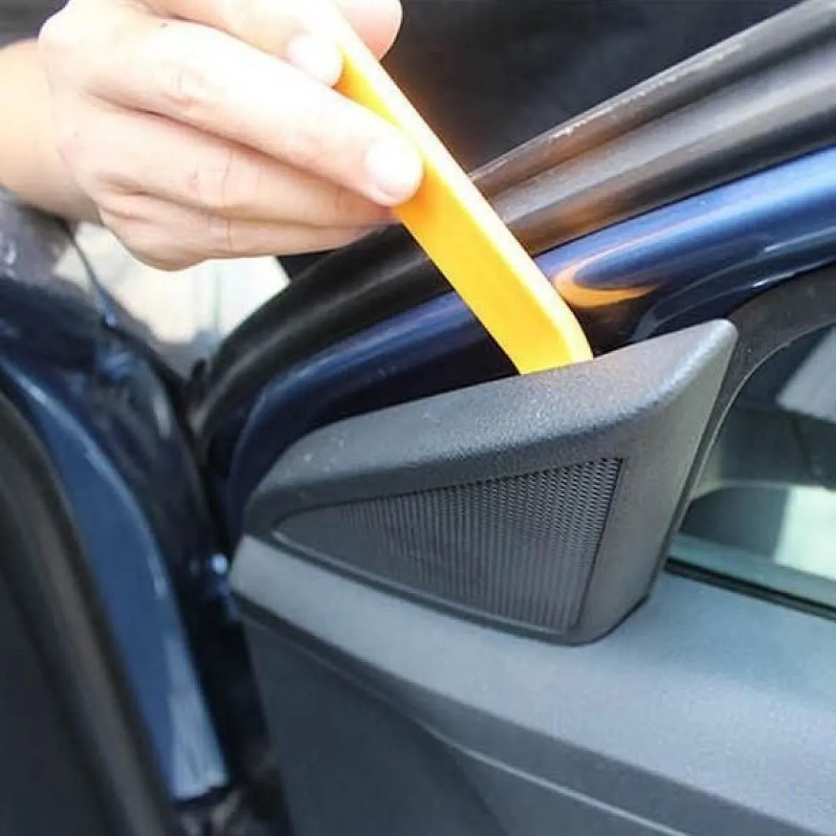 4 dijelni auto set za uređenje interijera - slika 4