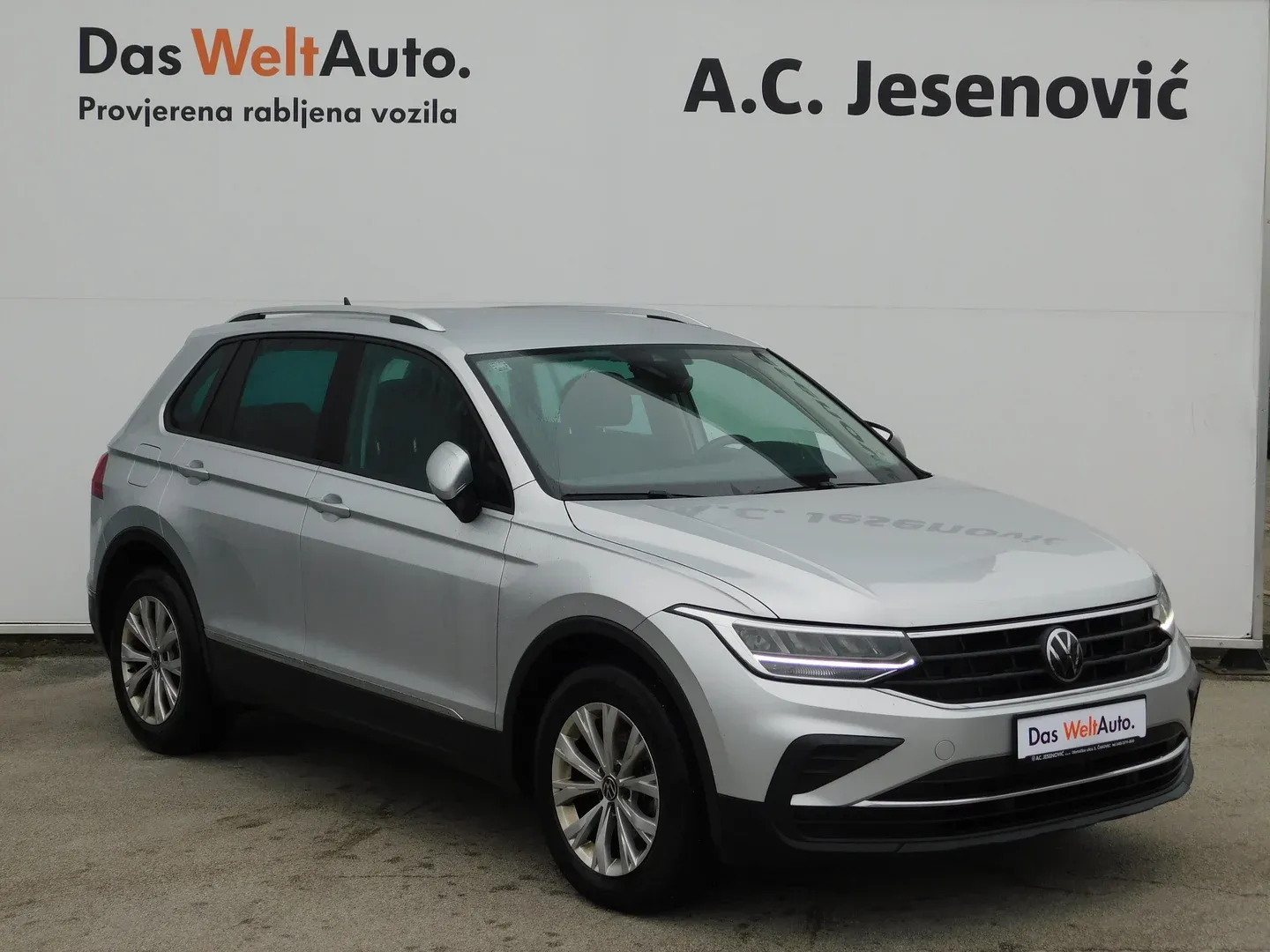 11637 volkswagen tiguan 2.0 tdi dsg life - slika 3