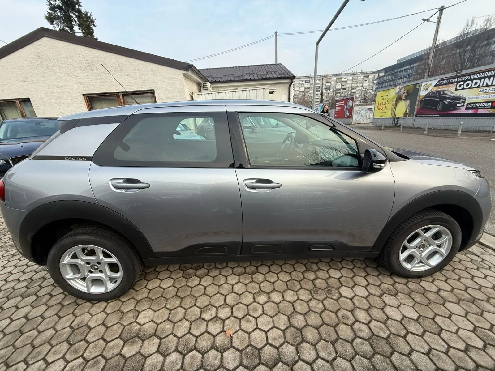 citroën c4 cactus 1,2 puretech, automatik, park senzori, 4x garancija! - slika 7