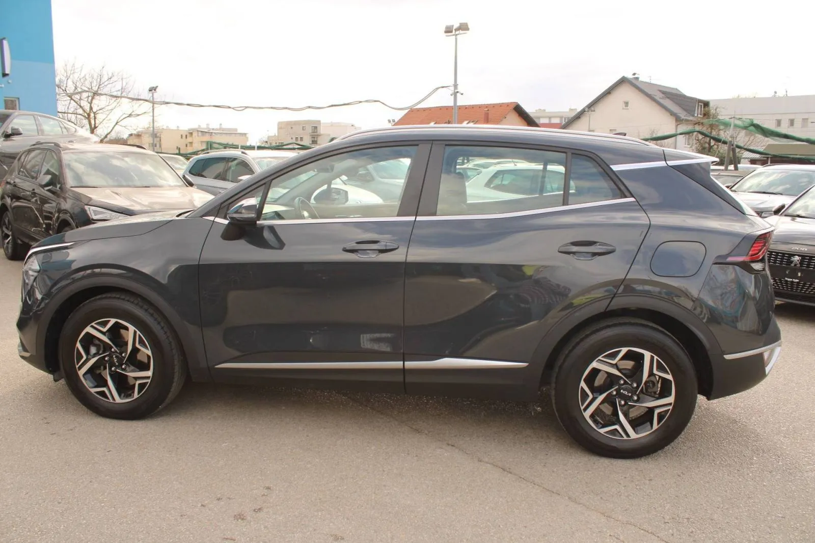 kia sportage 1.6 crdi automatik *led, navigacija, kamera* - slika 8