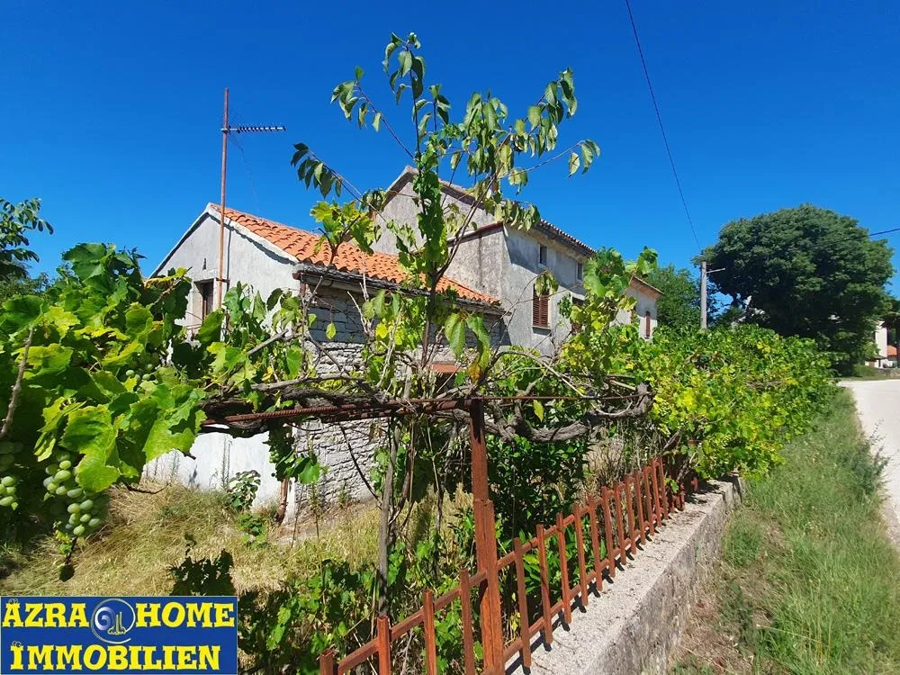 prodaja,istarske kuće, 360 m2, zemljište 3866m2, žminj - slika 2
