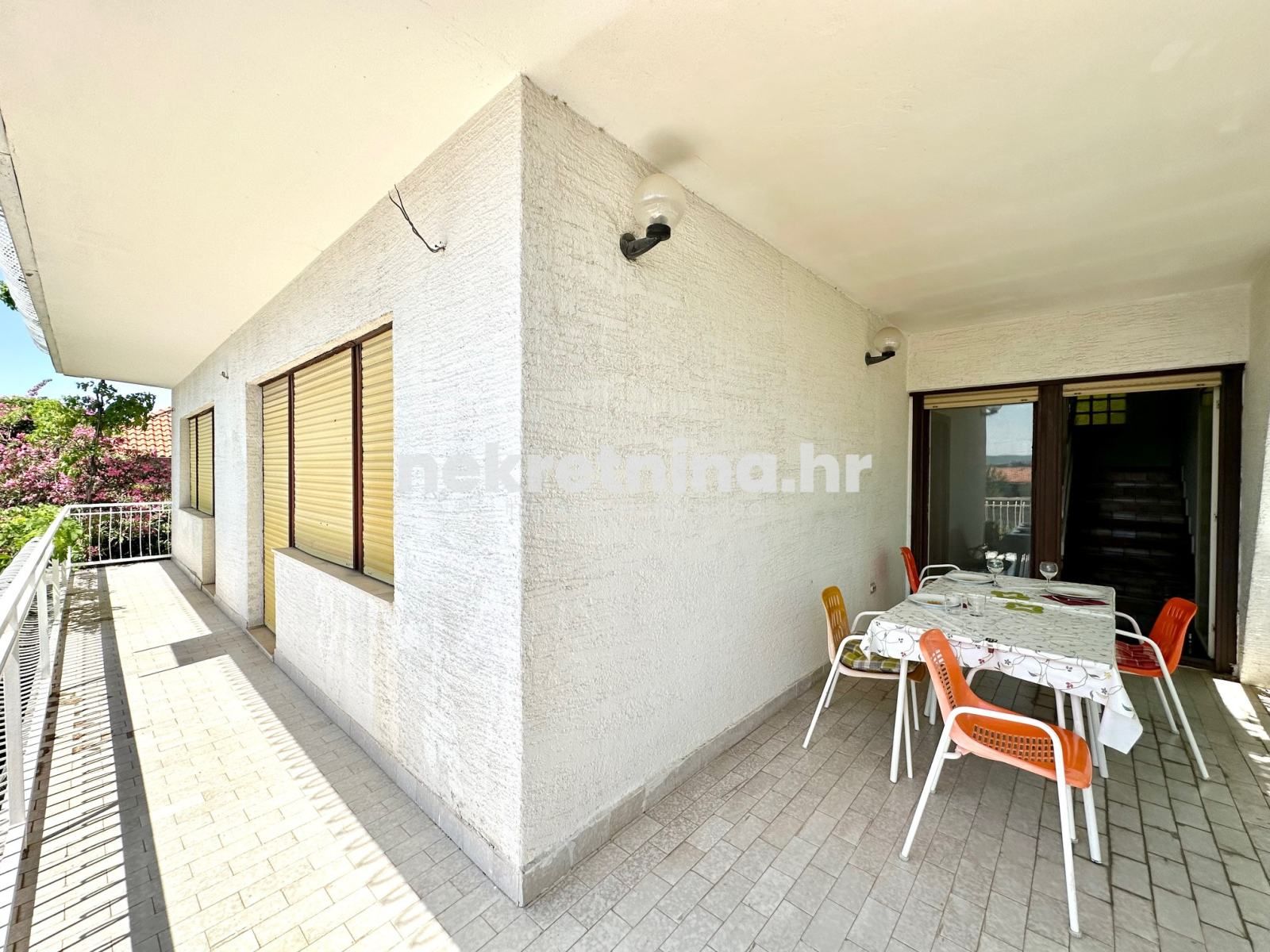 prodaja - kuća: sveti filip i jakov, 330.00 m2 (prodaja) - slika 9