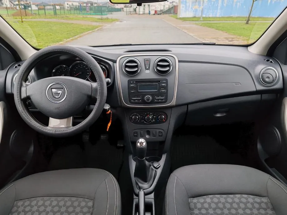dacia sandero 1,2 , 2016 godina, 139000, kartice 24/36 rata - slika 12