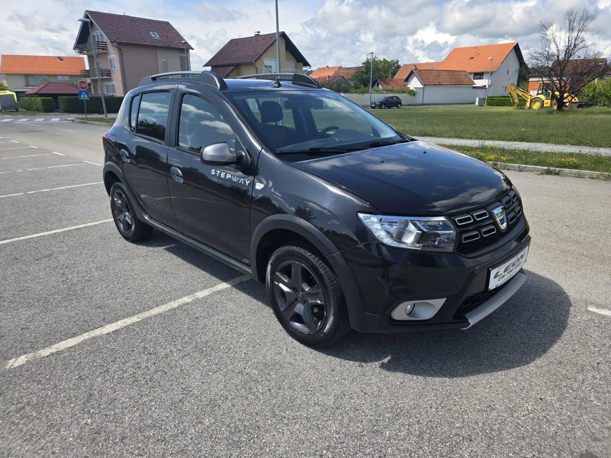 dacia sandero 0,9 tce 90 2017 g. 74000 km kartice - slika 3