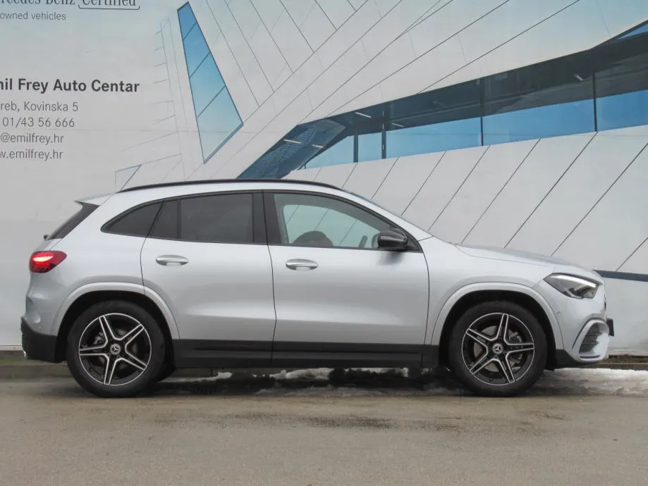 mercedes-benz gla 200 d amg line - slika 5