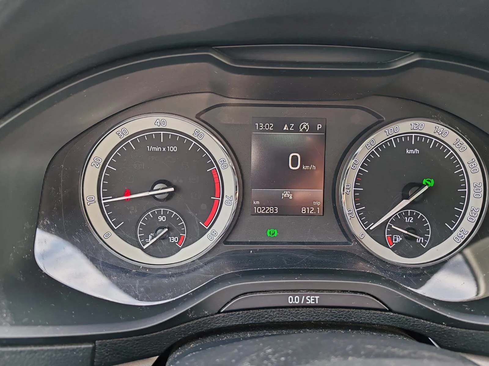 škoda karoq 1,5 tsi - slika 8