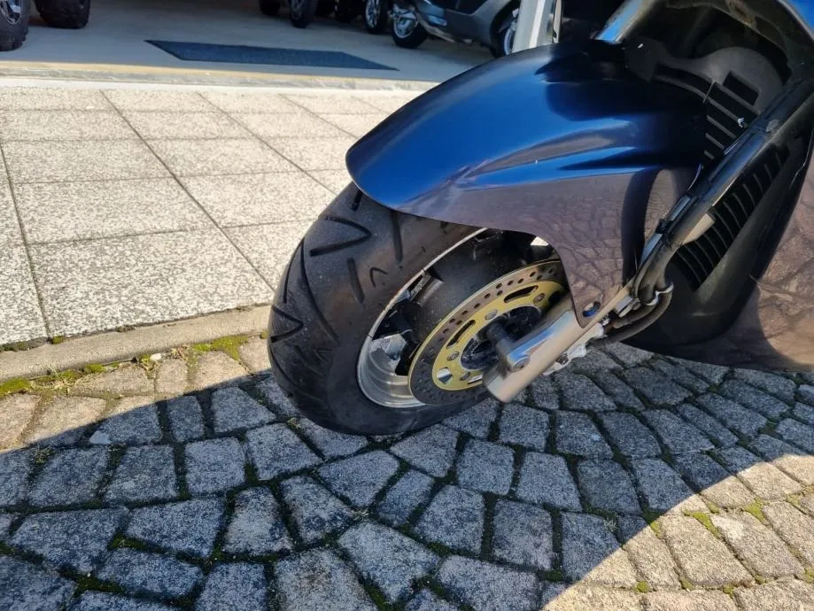 suzuki burgman 400, a2 kategorija, 2001 god. - slika 13