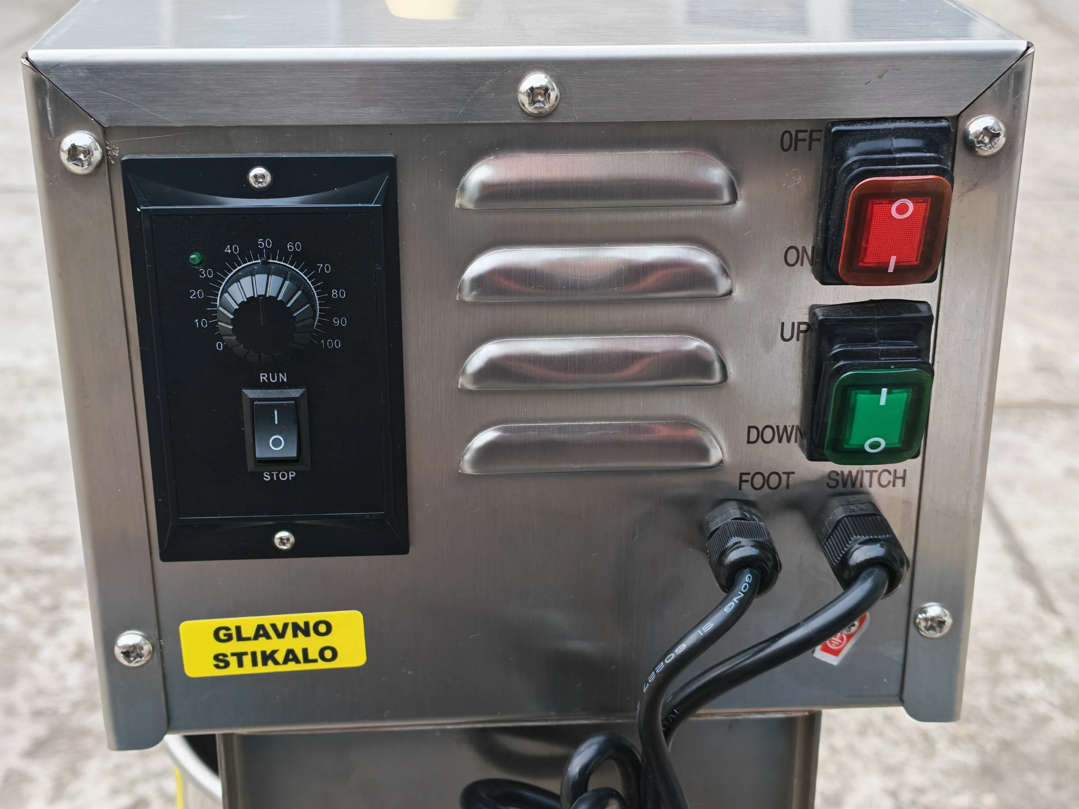 električna punilica kobasica 15l novo račun garancija !!! - slika 6