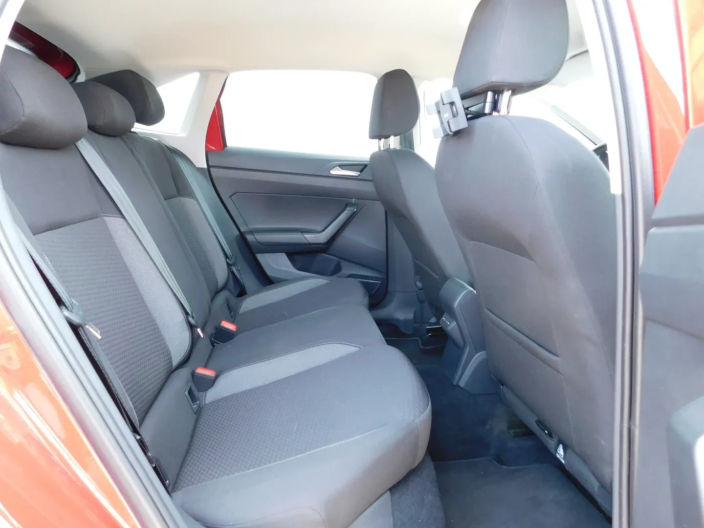 11616 volkswagen taigo 1.0 tsi life - slika 12