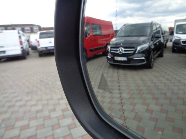 mercedes-benz glc 300de 4m aut avg/nav/led/virt/pano/360/gr.s/mrk/full - slika 12