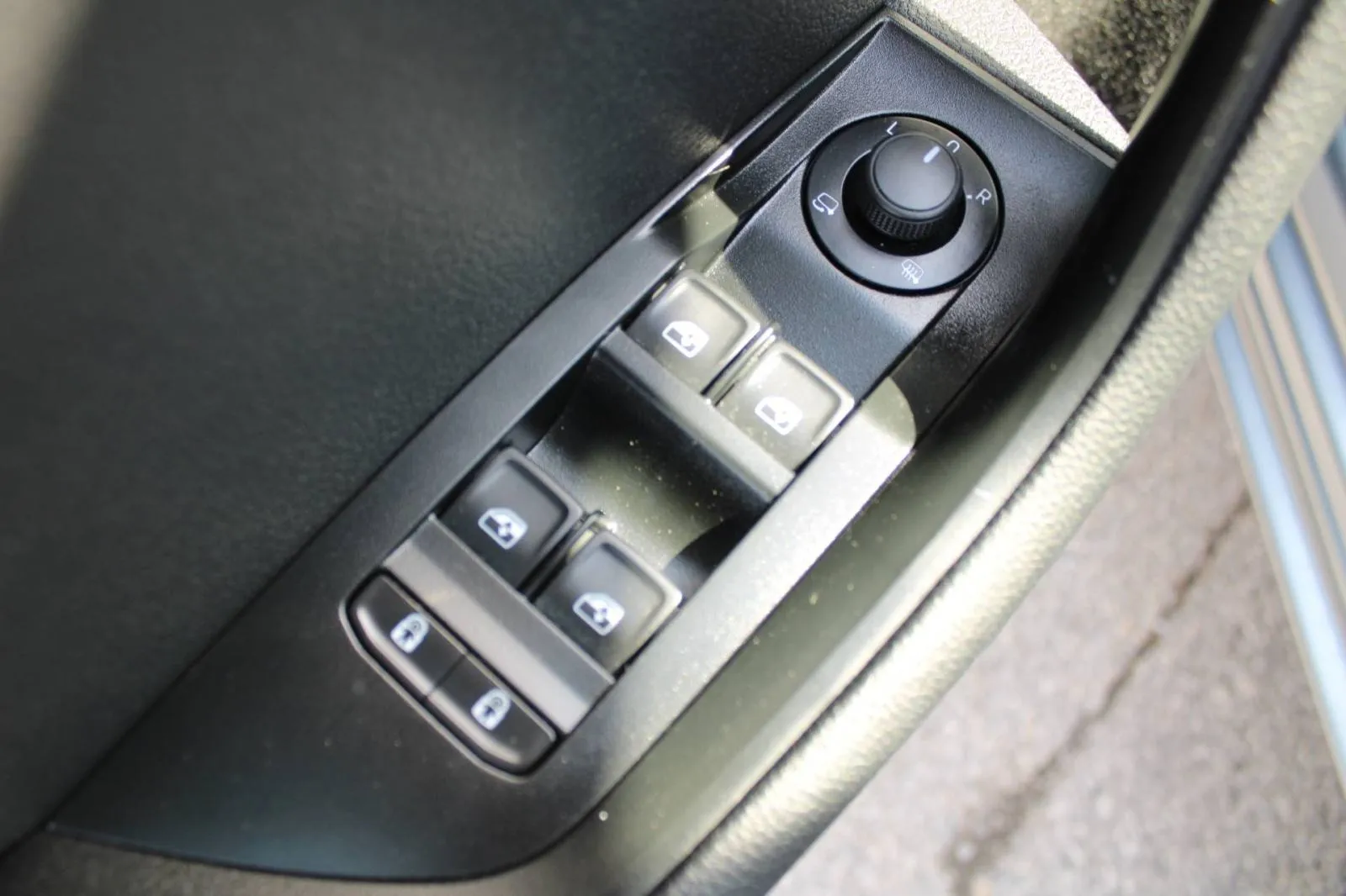 škoda superb 2.0 tdi dsg 4x4 200ks - slika 16