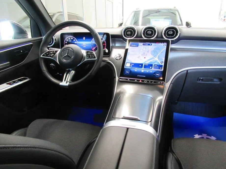 mercedes-benz glc 220 d 4matic avantgarde advanced plus - slika 13