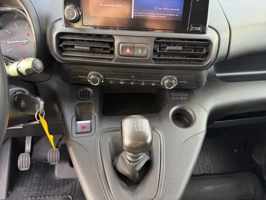 toyota proace city 1,5 d-4d 75 kw (102 ks) l1, 2024 god. - slika 13
