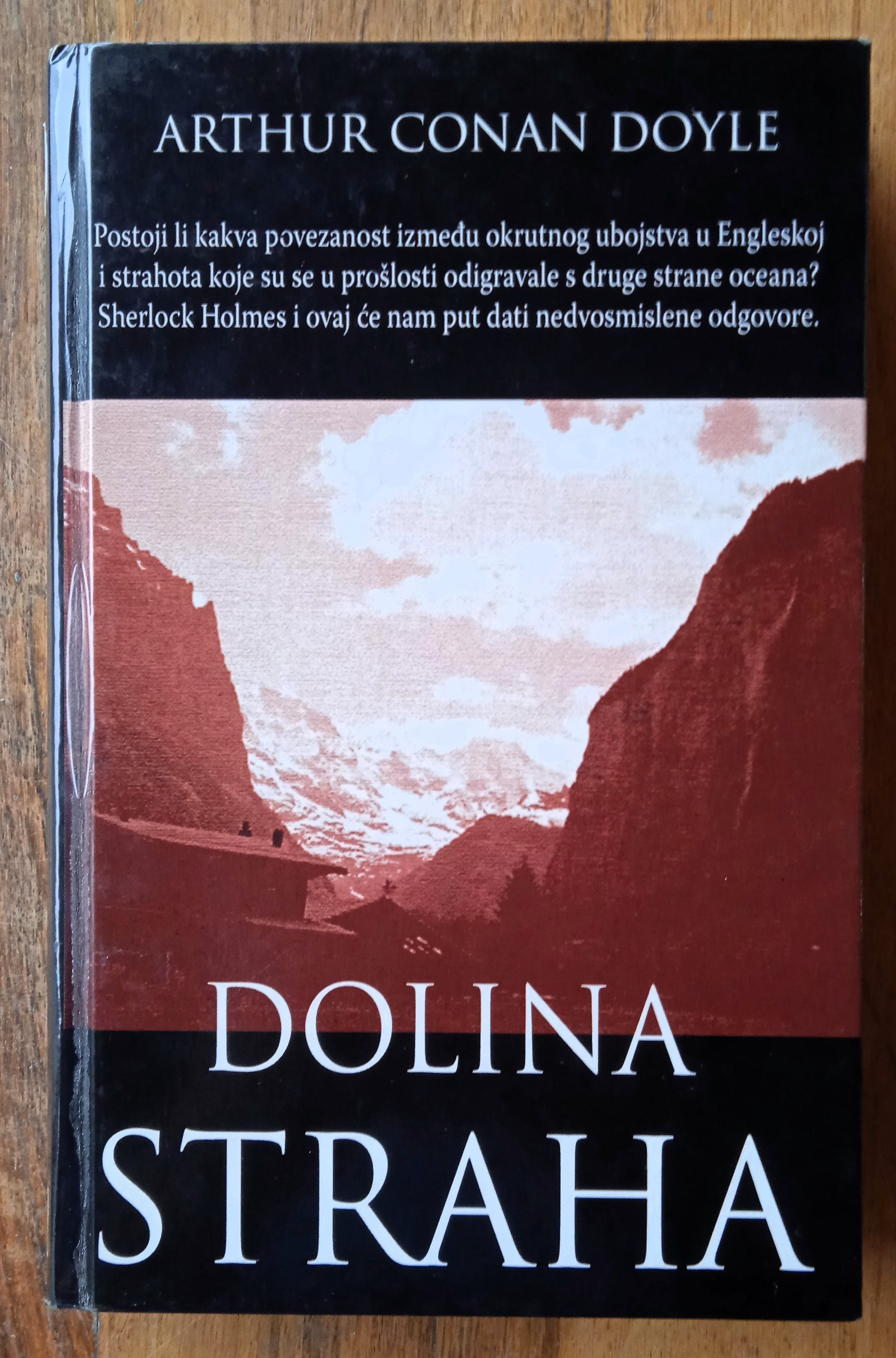 DOLINA STRAHA Arthur Conan Doyle - Sisak