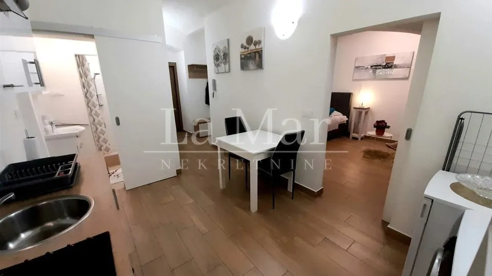 poslovni prostor, centar, preko puta botaničkog vrta - 36 m2 - slika 3