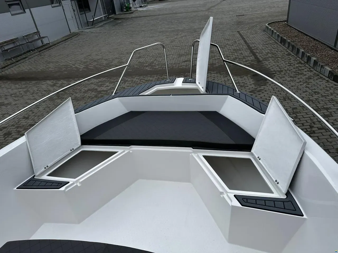 marion 722 pilothouse - slika 13