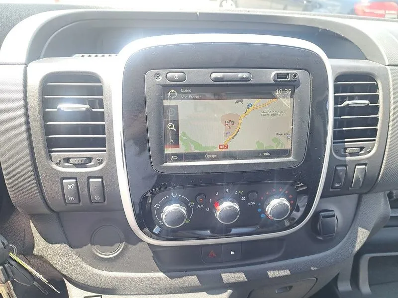 renault trafic 1.6 dci*klima*navigacija*tempomat*police* - slika 17