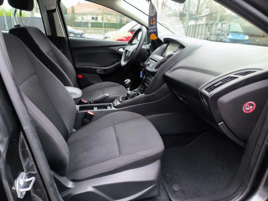 ford focus 1.5 tdci 105 ks, v. servis, jamstvo, reg. 1 godinu - slika 12