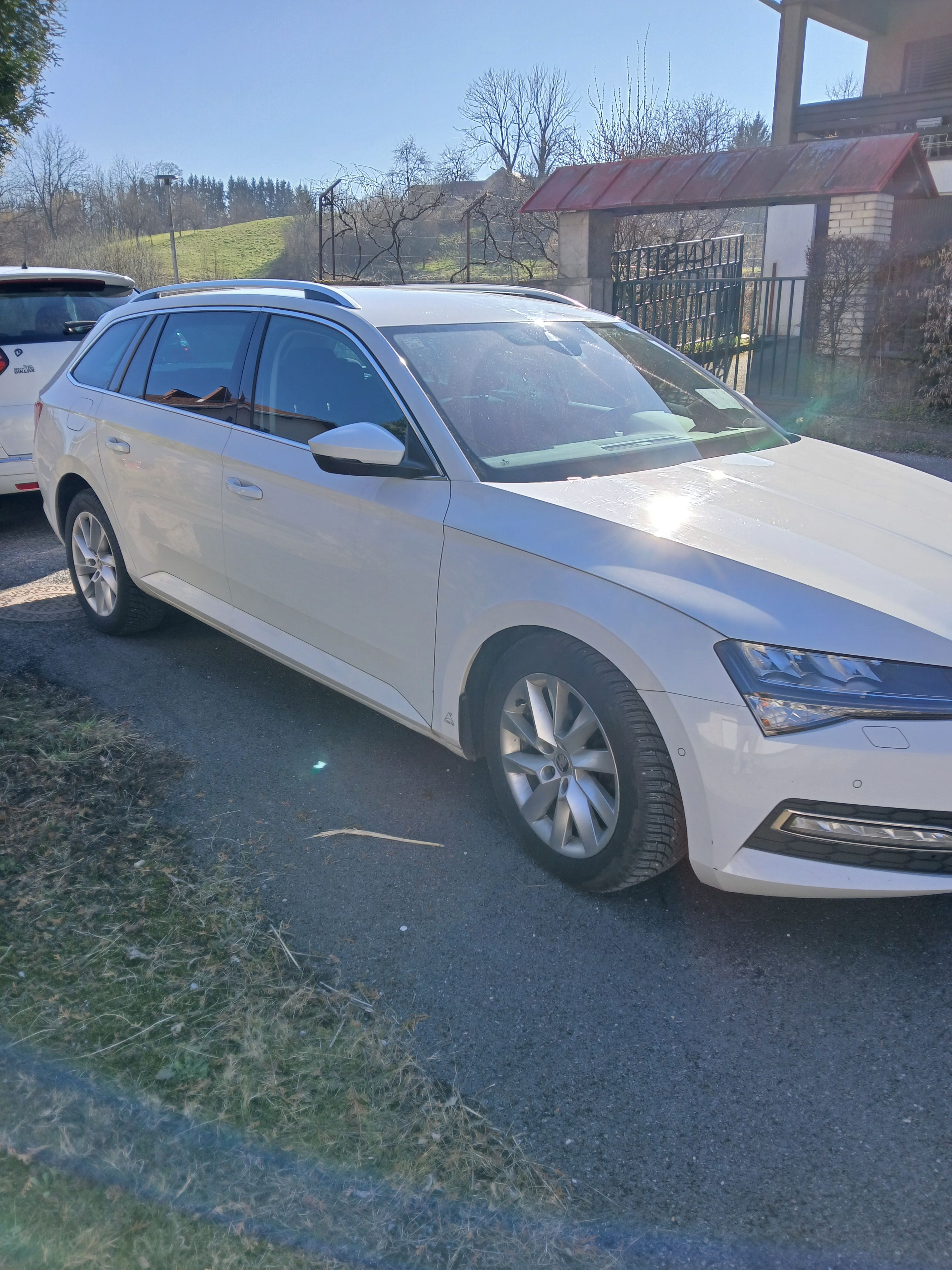 škoda superb - slika 4