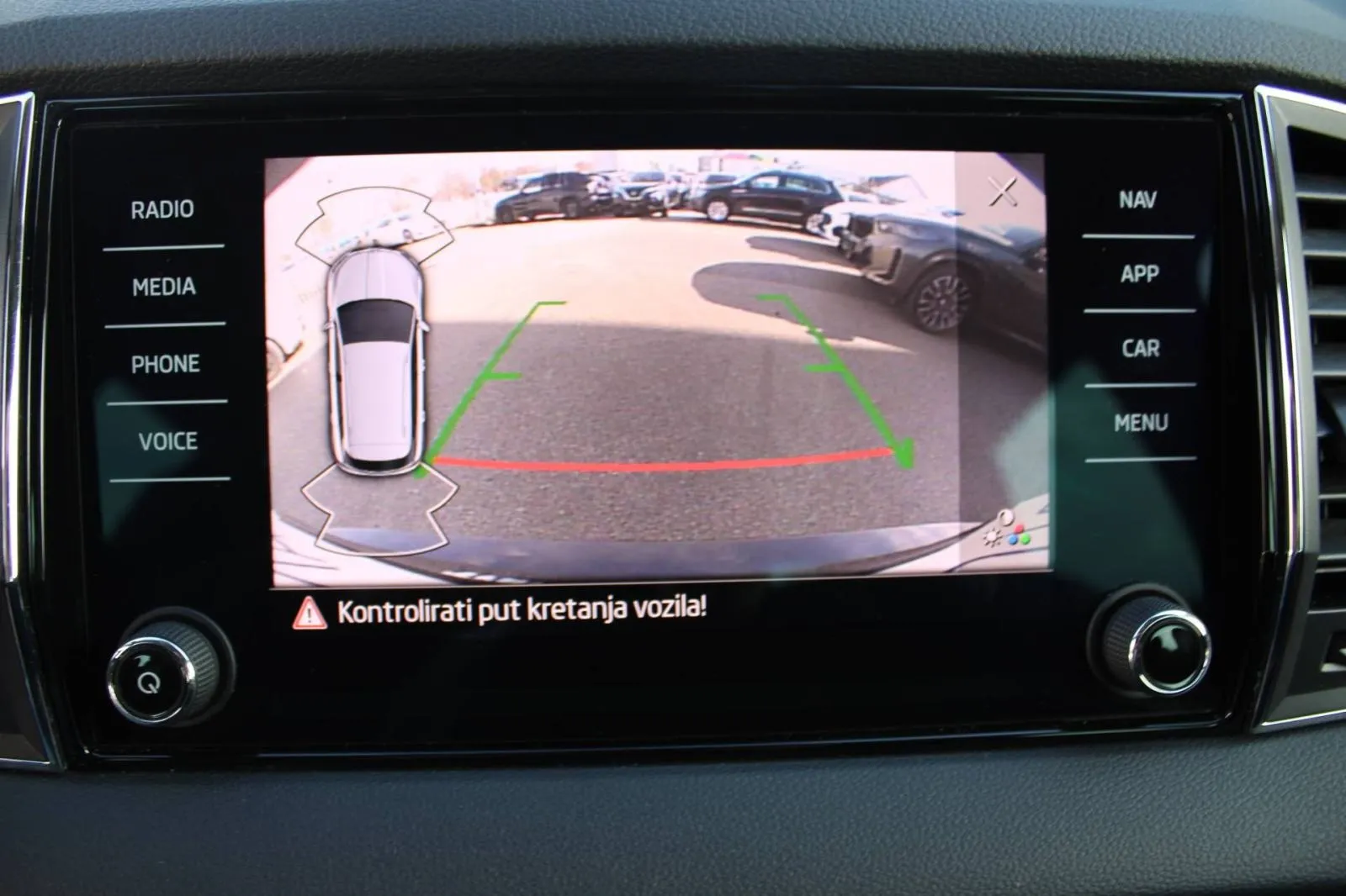 škoda karoq 2.0 tdi dsg *led, navigacija, kamera* - slika 14