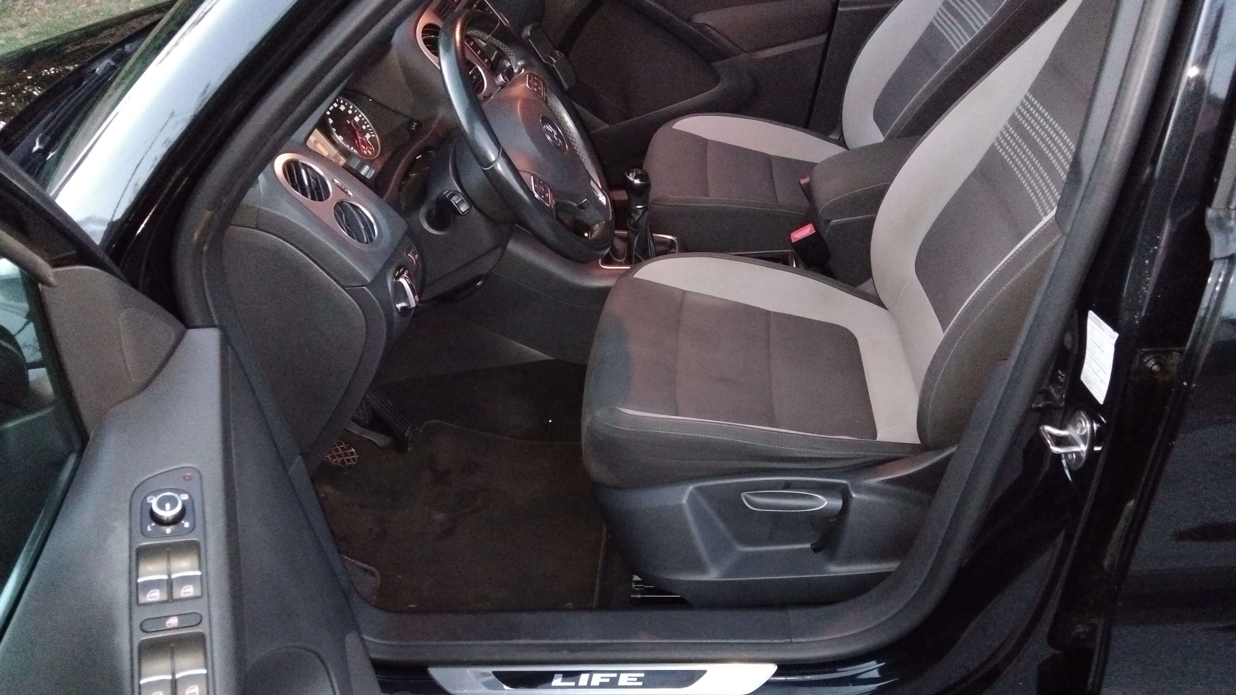 vw tiguan 2,0tdi life oprema 2013god. - slika 11