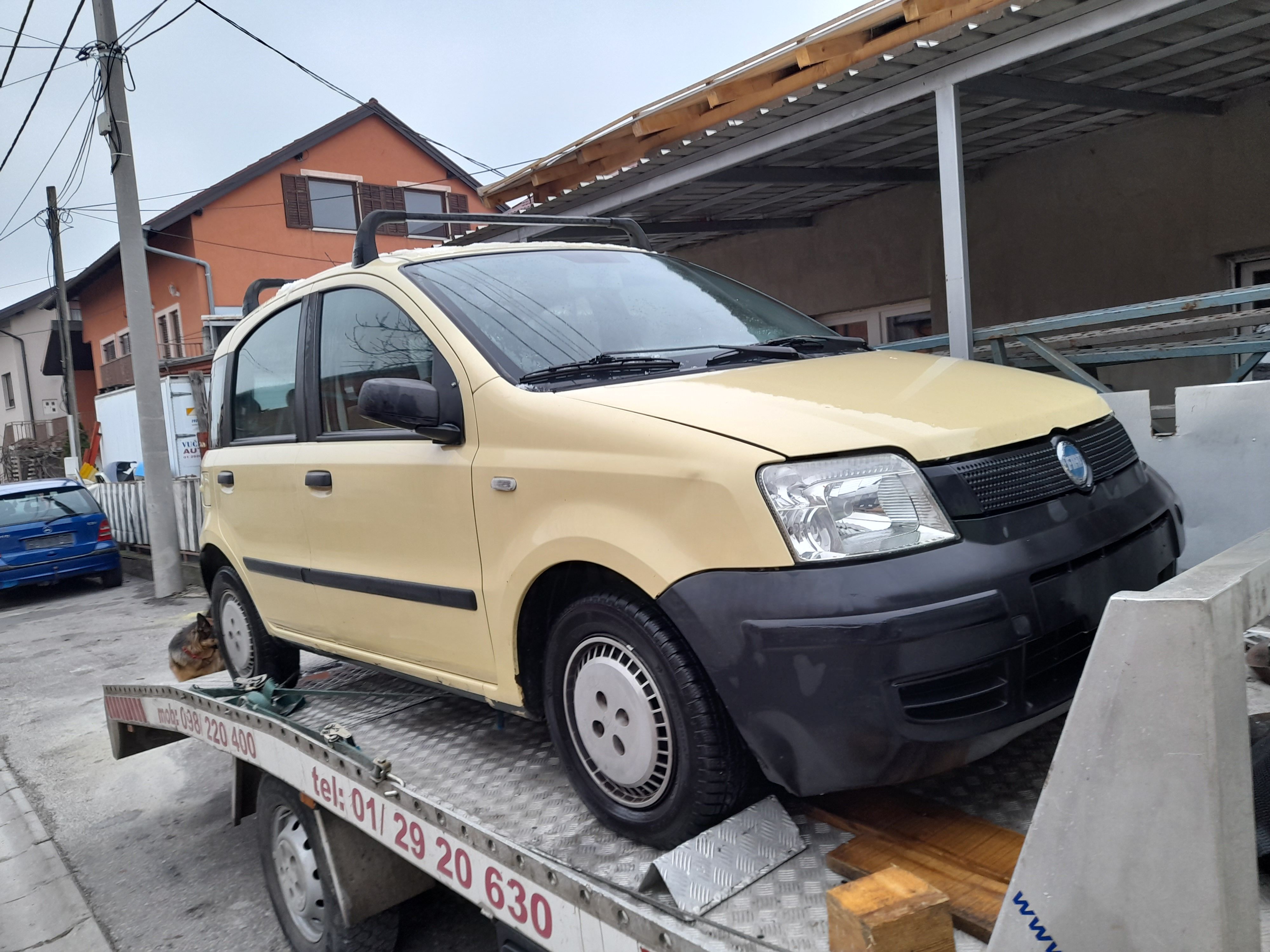 fiat panda u dijelovima prodajem - slika 3