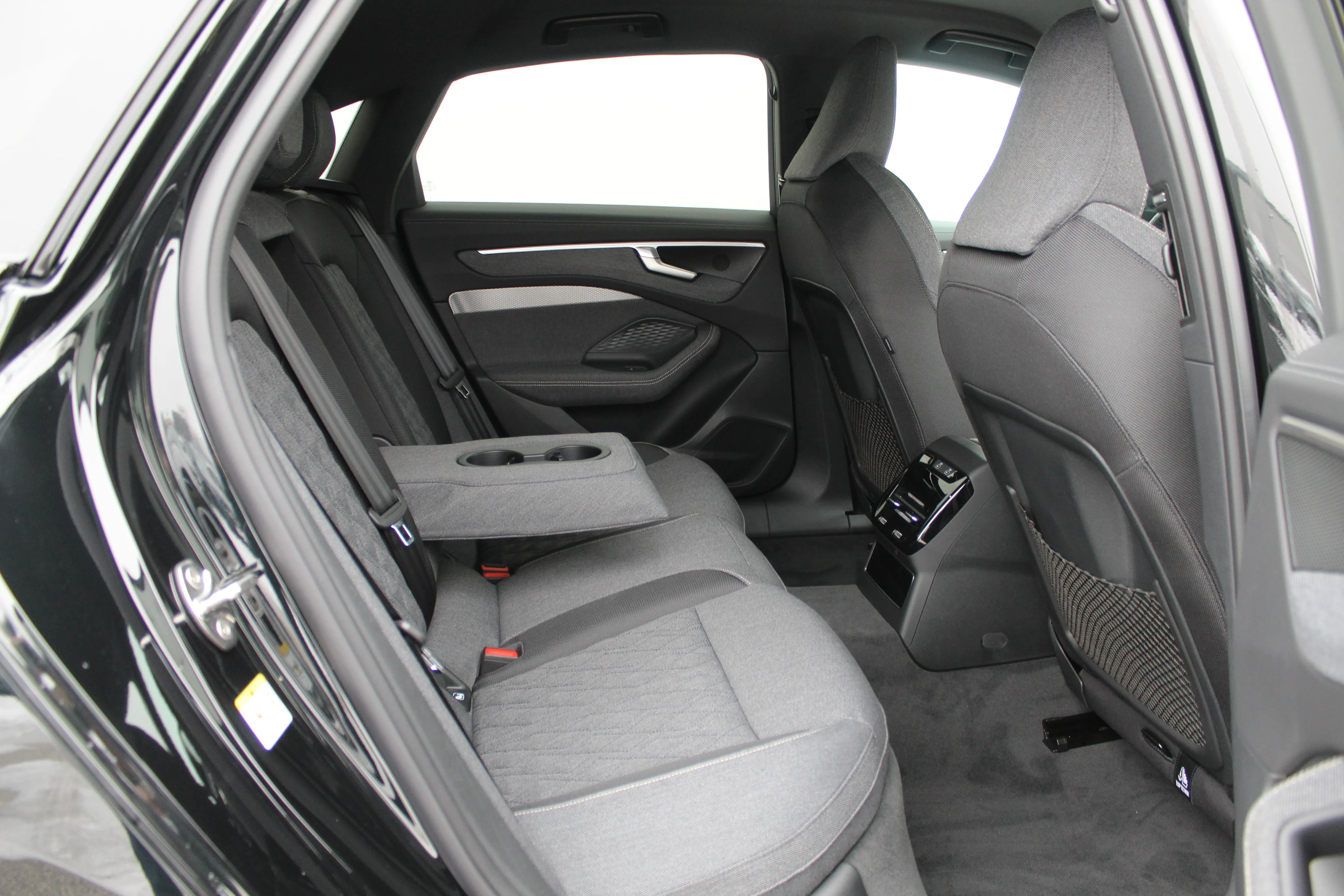 audi a6 40tdi s tr s line+ - slika 13