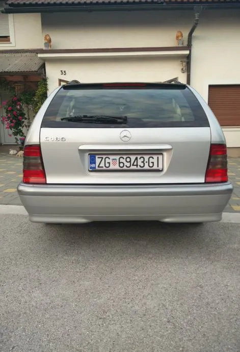 mercedes c-klasa t-model 180-esprit - slika 8