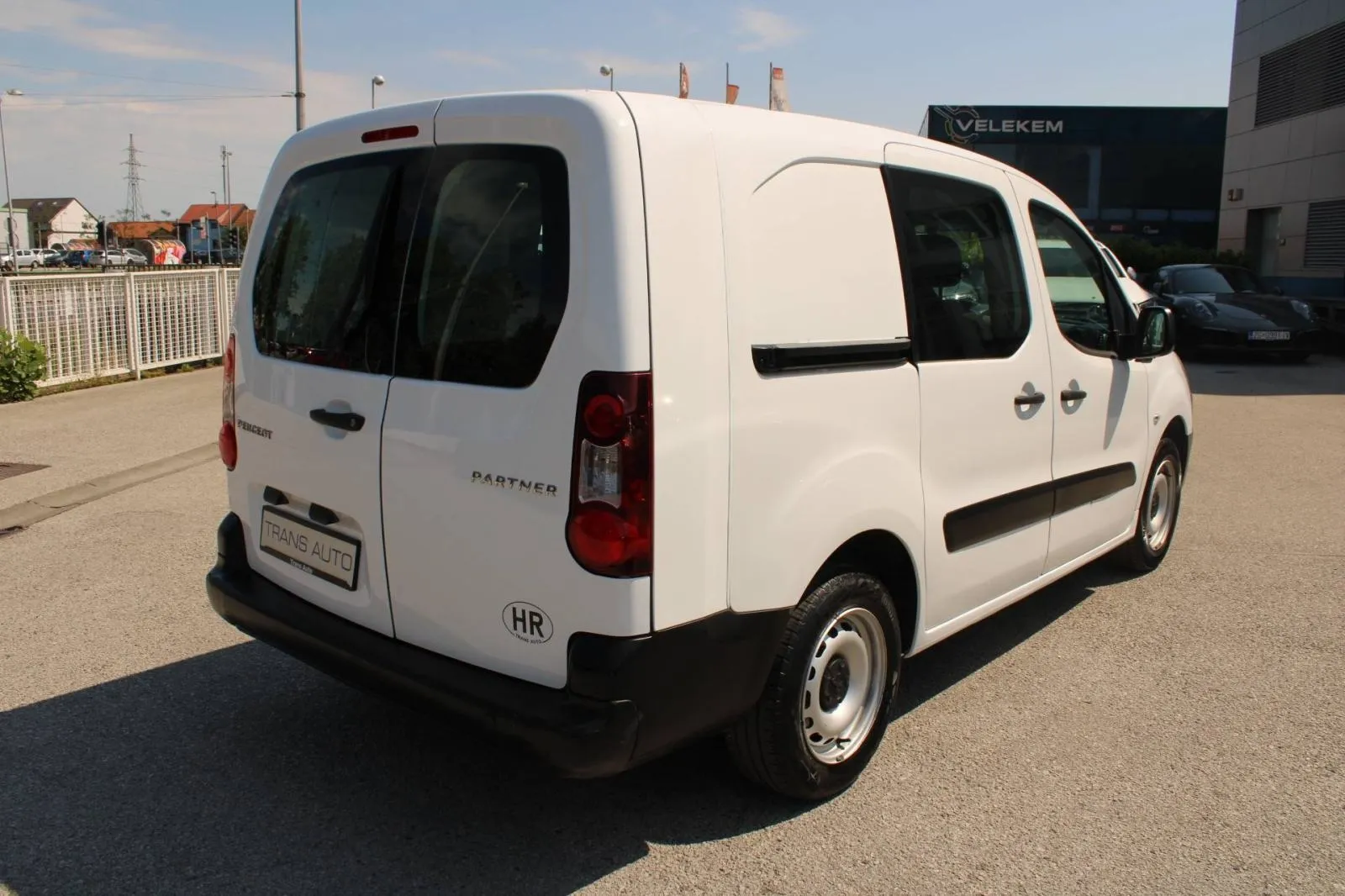 peugeot partner 1.6 hdi 100 produženi *klima* - 5 sjedala, 2017 god. - slika 6