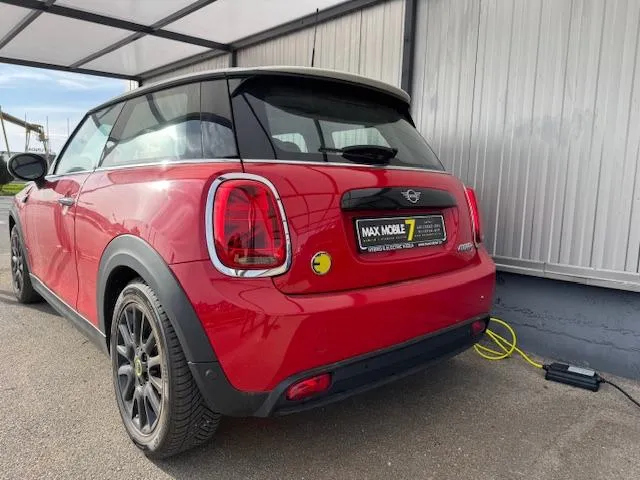 pametna kupnja ! mini cooper se max electric 184 ks red racing - slika 15