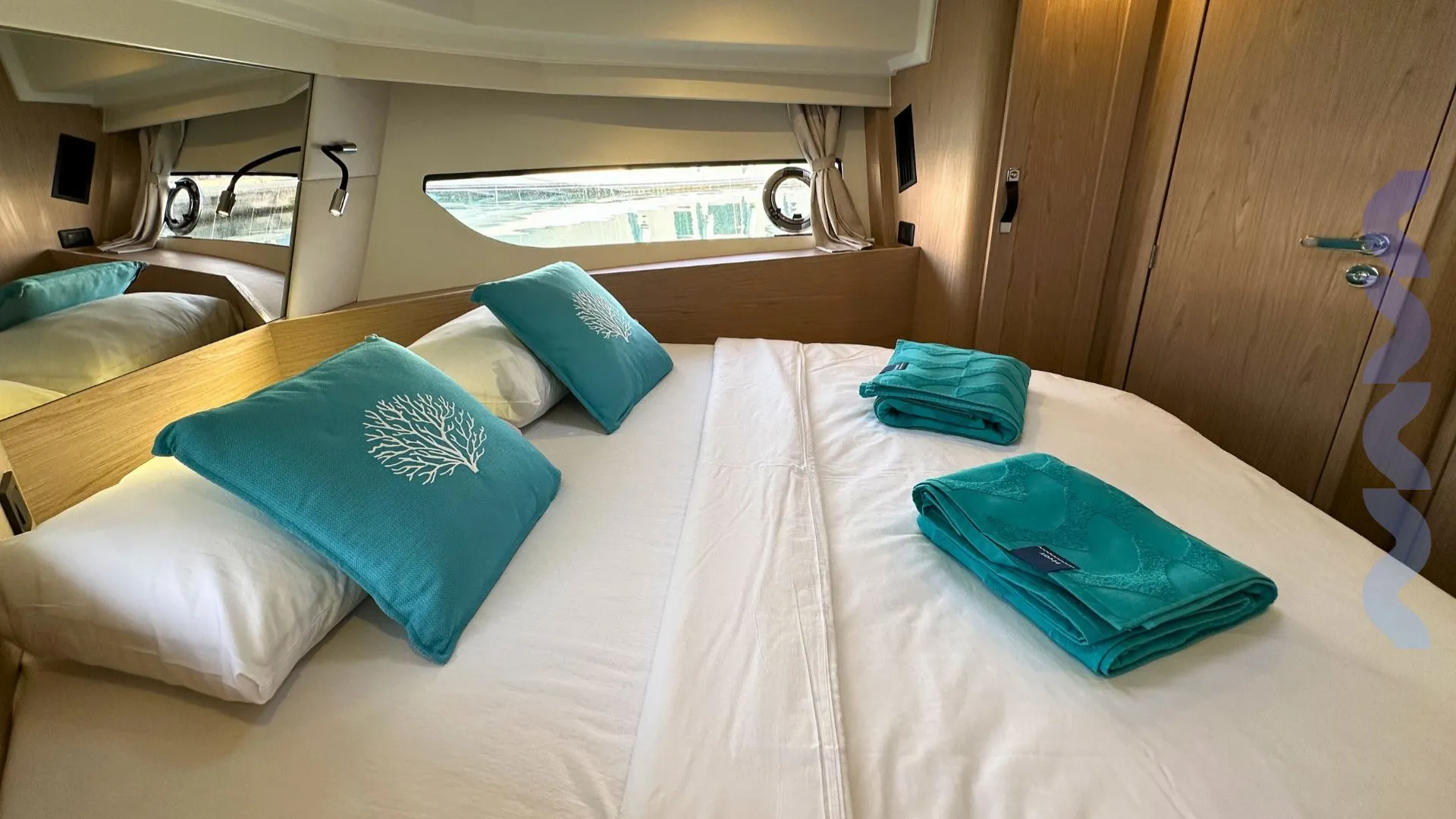 swift trawler 37 - premijera 2026 - slika 20