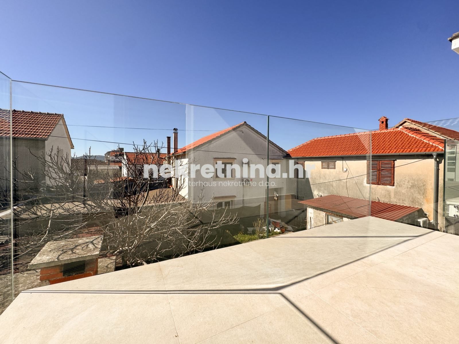 prodaja - kuća - 3 stana - biograd na moru - blizina centra - 239m2 - slika 20